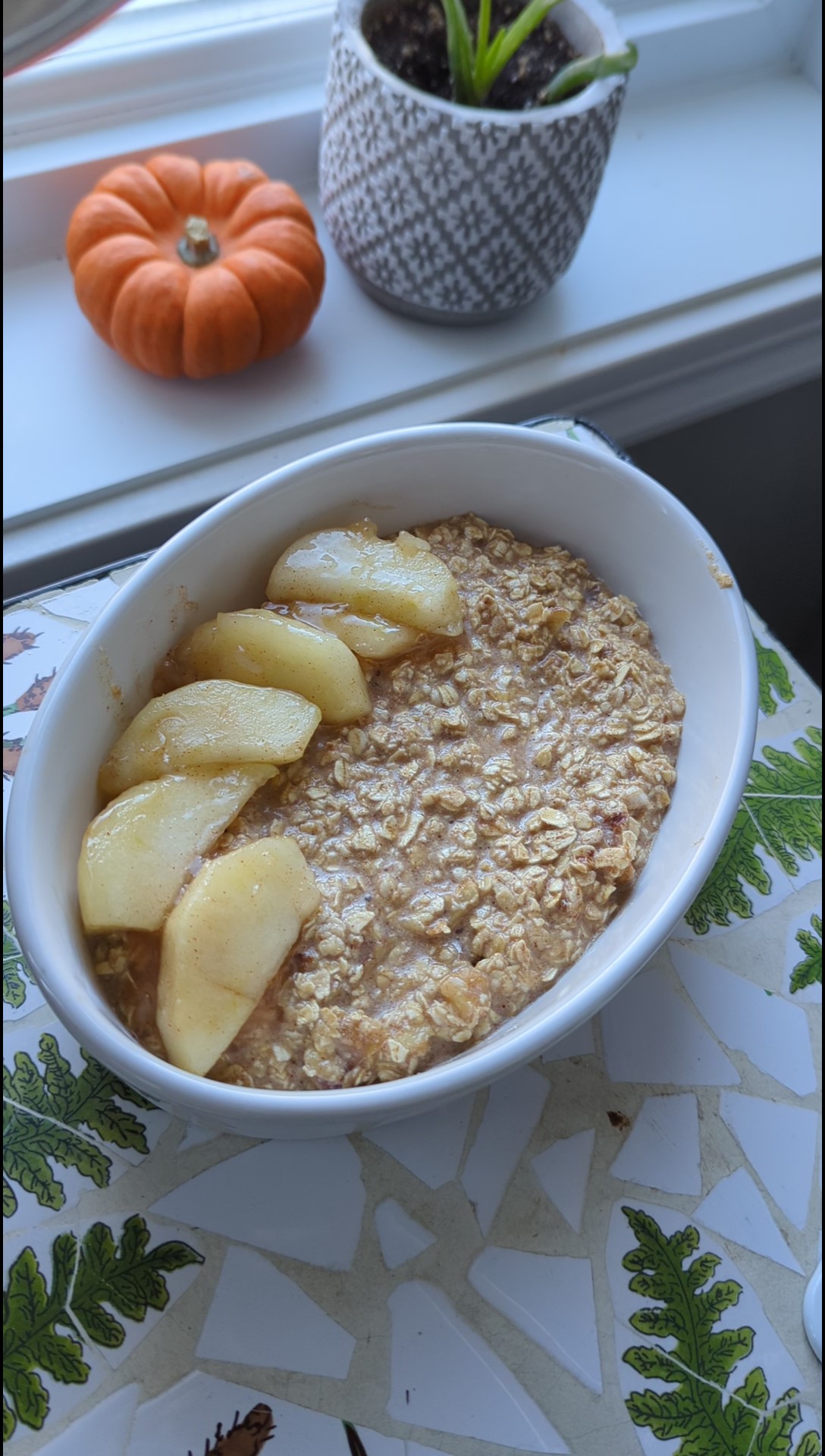 Apple Walnut Baked Oatmeal