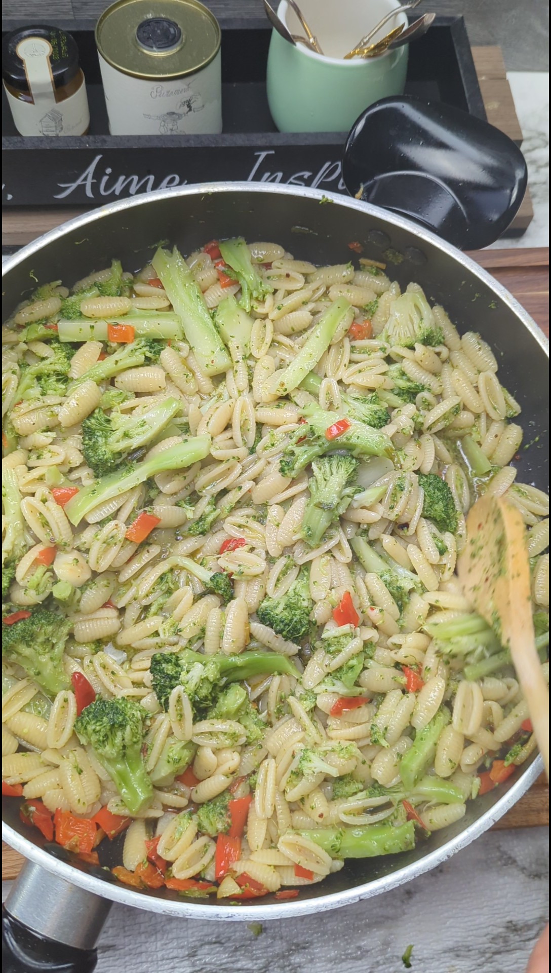 PXL_20260402_230838233.TS - frame at 0m0s